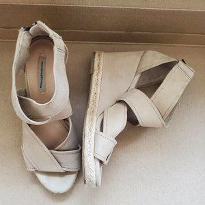 Frye leather wedge sandals sz 7